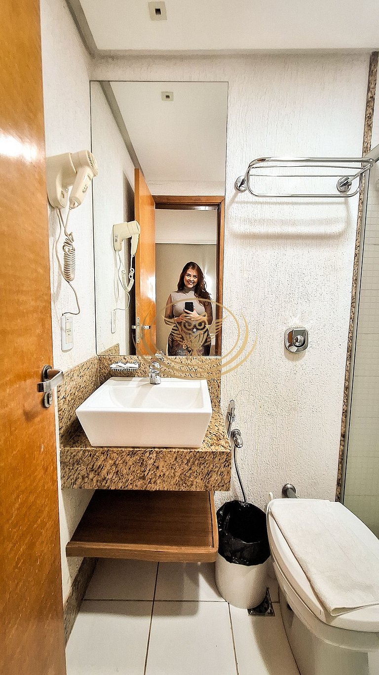 Excelente Apê 1/4 Mobiliado - Setor Oeste - Goiânia/GO