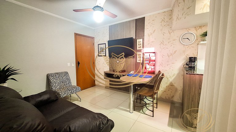 Excelente Apê 1/4 Mobiliado - Casal Luxo